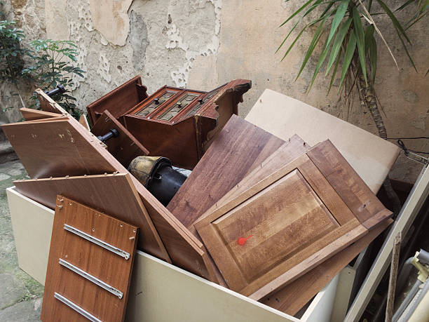 Best Yard Waste Removal  in Iowa, LA